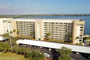 300 S Sykes Creek Pkwy, Merritt Island, FL 32952, Sold 03/26/21