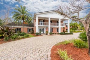 2195 S Courtenay Pkwy, Merritt Island, FL 32952, Sold 04/12/21