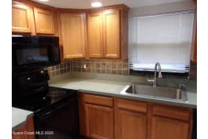 2673 Golf Lake Cir, Melbourne, FL 32935, Sold 03/26/21