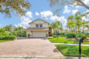 569 Hummingbird Dr, Indialantic, FL 32903, Sold 04/19/21