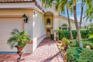 569 Hummingbird Dr, Indialantic, FL 32903, Sold 04/19/21