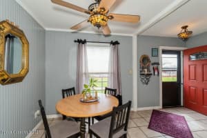 914 Jamestown Ave, Indian Harbour Beach, FL 32937, Sold 04/16/21