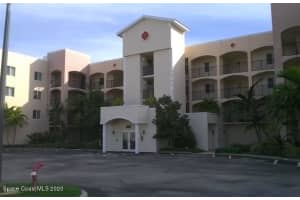 121 Lancha Cir, Indian Harbour Beach, FL 32937, Sold 07/12/21