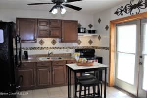 2343 2nd St SW, Vero Beach, FL 32962, Sold 05/20/21