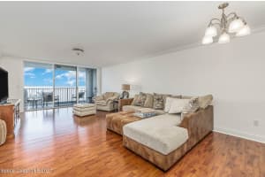 210 24th St, Cocoa Beach, FL 32931, Sold 04/29/21
