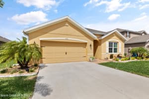 442 Great Falls Ln SW, Palm Bay, FL 32908, Sold 04/13/21
