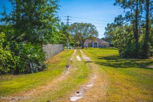 2775 Fawn Lake Blvd, Mims, FL 32754, Sold 04/30/21