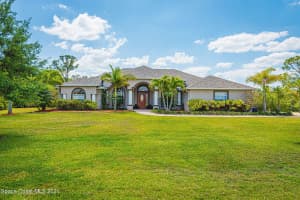 925 Hialeah St, Rockledge, FL 32955, Sold 05/27/21
