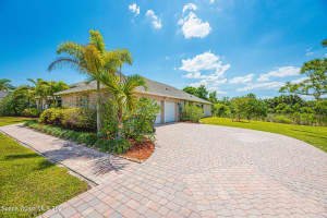 925 Hialeah St, Rockledge, FL 32955, Sold 05/27/21