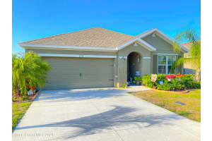 270 Sutherland Dr SW, Palm Bay, FL 32908, Sold 06/01/21