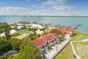244 Seaview St, Melbourne Beach, FL 32951, Sold 08/31/21