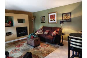 1016 Vista Oaks Cir NE, Palm Bay, FL 32905, Sold 09/15/21