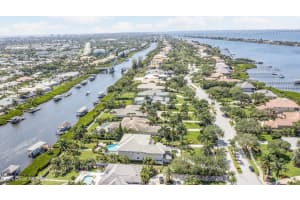 216 Lansing Island Dr, Satellite Beach, FL 32937, Sold 08/25/21