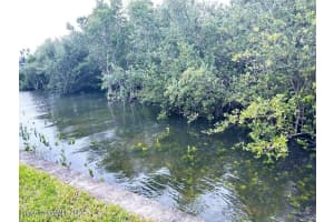 216 Desoto Dr, New Smyrna Beach, FL 32169, Sold 12/06/21