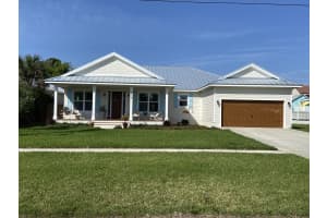 216 Desoto Dr, New Smyrna Beach, FL 32169, Sold 12/06/21
