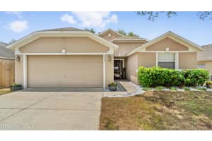 2431 Merry Rd, Tavares, FL 32778, Sold 06/24/21
