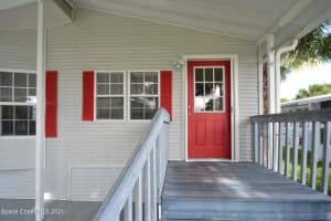 293 Plantation Dr, Titusville, FL 32780, Sold 10/06/21