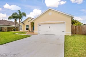 325 Barrymore Dr, Rockledge, FL 32955, Sold 07/16/21