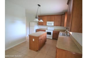 650 Parnell Ave, Melbourne, FL 32901, Sold 08/27/21