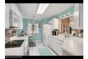 917 Ridge Lake Dr, Melbourne, FL 32940, Sold 07/27/21