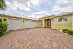410 S 11th St, Cocoa Beach, FL 32931, Sold 08/04/21