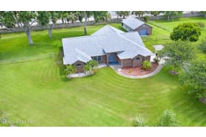 3173 Fairview Dr, Melbourne, FL 32934, Sold 08/05/21