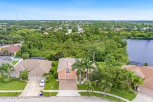 442 Wynfield Cir, Rockledge, FL 32955, Sold 08/17/21