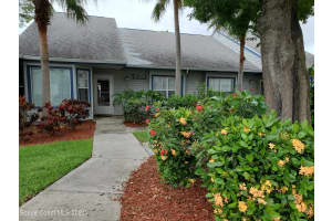 4800 Lake Waterford Way W, Melbourne, FL 32901, Sold 08/10/21