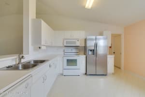 299 Twin Lakes Rd, Melbourne, FL 32901, Sold 08/05/21