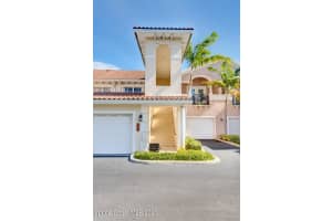 129 Lancha Cir, Indian Harbour Beach, FL 32937, Sold 08/17/21