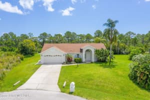 1681 Country Cove Cir, Malabar, FL 32950, Sold 09/27/21