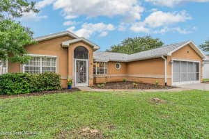 225 Crystal Lake Rd, Melbourne, FL 32901, Sold 09/10/21