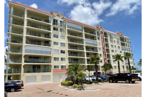 420 Harding Ave, Cocoa Beach, FL 32931, Sold 12/23/21