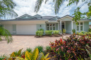 315 Newport Dr, Indialantic, FL 32903, Sold 09/17/21