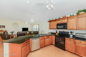 Sunflower Ct, Sunset Lakes, FL 32953, Sold 11/23/21