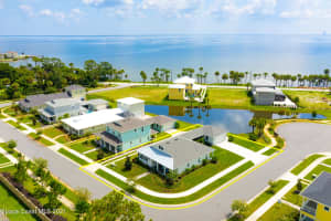 51 Lagoon Wy, Titusville, FL 32780, Sold 09/15/21