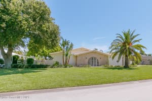 53 Country Club Rd, Cocoa Beach, FL 32931, Sold 08/30/21