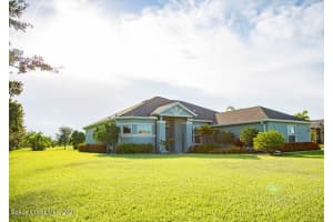 4048 Gardenwood Cir, Grant-Valkaria, FL 32949, Sold 10/08/21