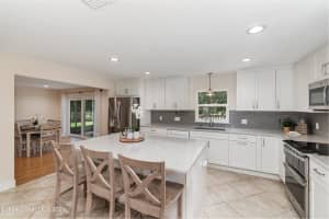 1640 Bayshore Dr, Cocoa Beach, FL 32931, Sold 12/20/21