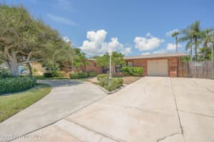 384 Harbor Dr, Cape Canaveral, FL 32920, Sold 10/01/21