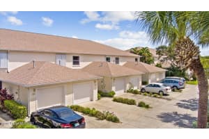 822 Mimosa Pl, Indian Harbour Beach, FL 32937, Sold 10/08/21