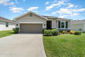 111 Port Royal Ct, Sebastian, FL 32958, Sold 10/29/21