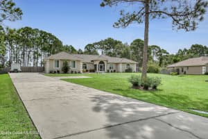 2875 Kingfisher Way, Mims, FL 32754, Sold 09/24/21