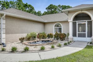 2875 Kingfisher Way, Mims, FL 32754, Sold 09/24/21