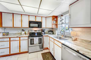 201 St Lucie Ln, Cocoa Beach, FL 32931, Sold 10/13/21