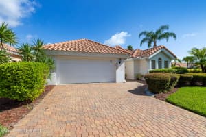 429 Carmel Dr, Melbourne, FL 32940, Sold 10/12/21