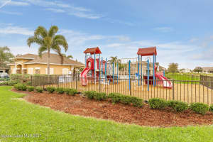 324 Moray Dr, Palm Bay, FL 32908, Sold 11/05/21