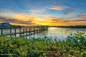 725 Lakewood Cir, Merritt Island, FL 32952, Sold 11/09/21