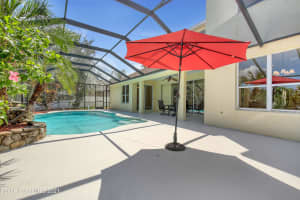 3266 Peninsula Cir, Melbourne, FL 32940, Sold 11/16/21