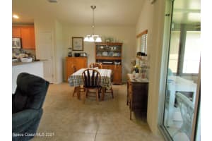 1319 Hubbard Ct SE, Palm Bay, FL 32909, Sold 12/16/21